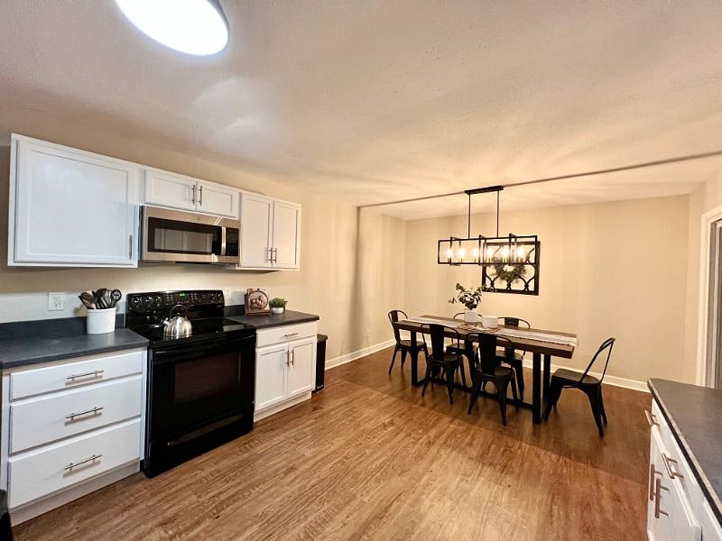 Furnished Finder property 556508_1 photo 16