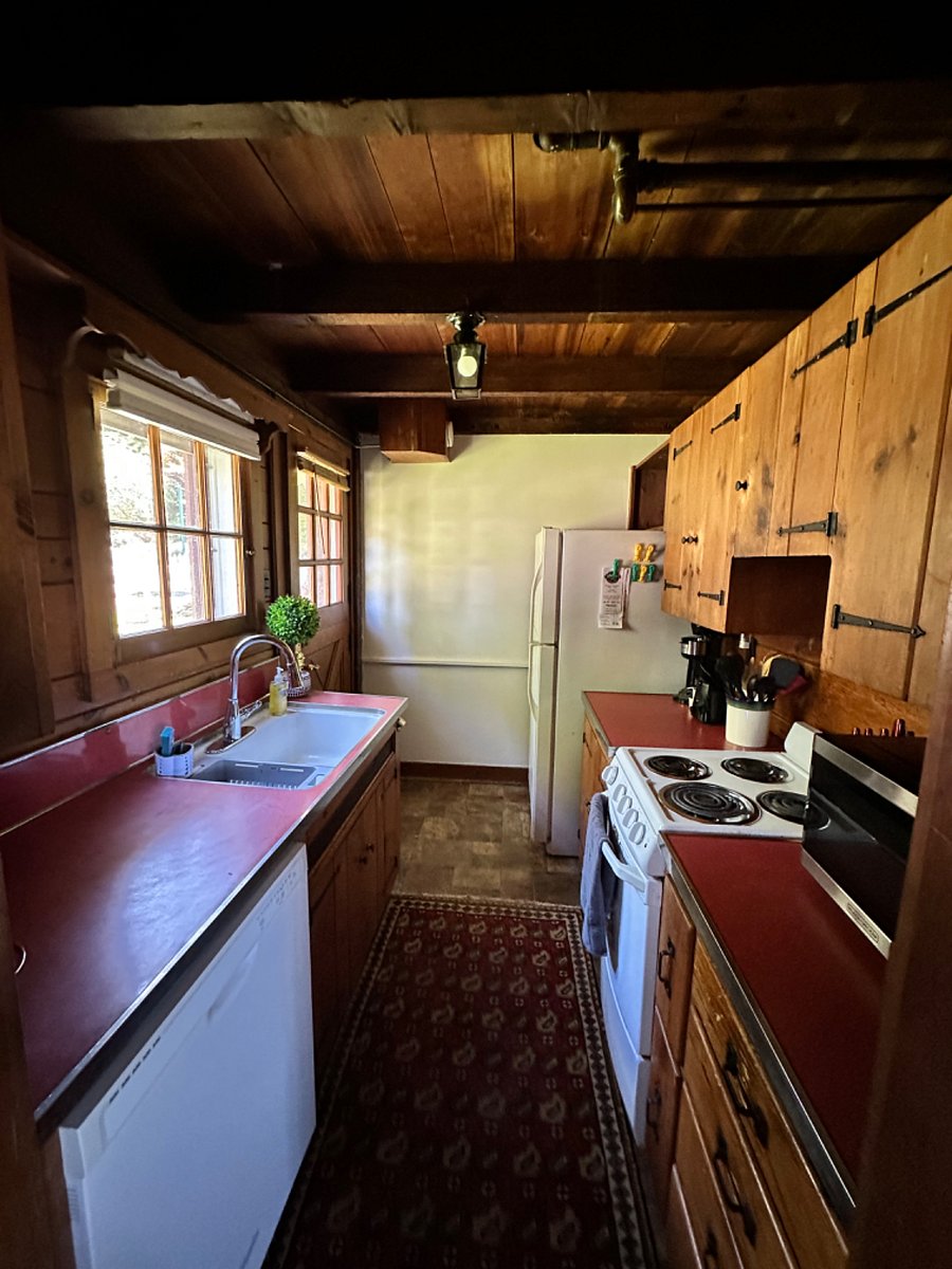 Furnished Finder property 556583_1 photo 3