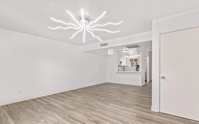 Furnished Finder property 556593_1 photo 2