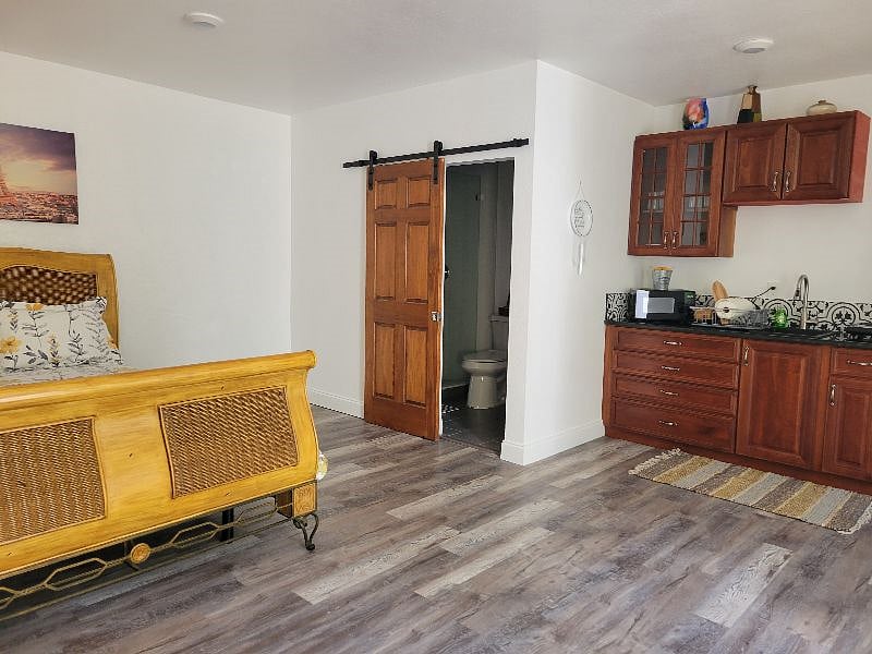 Furnished Finder property 556598_1 photo 16