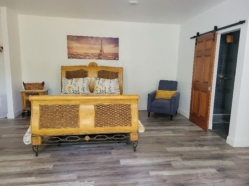 Furnished Finder property 556598_1 photo 14