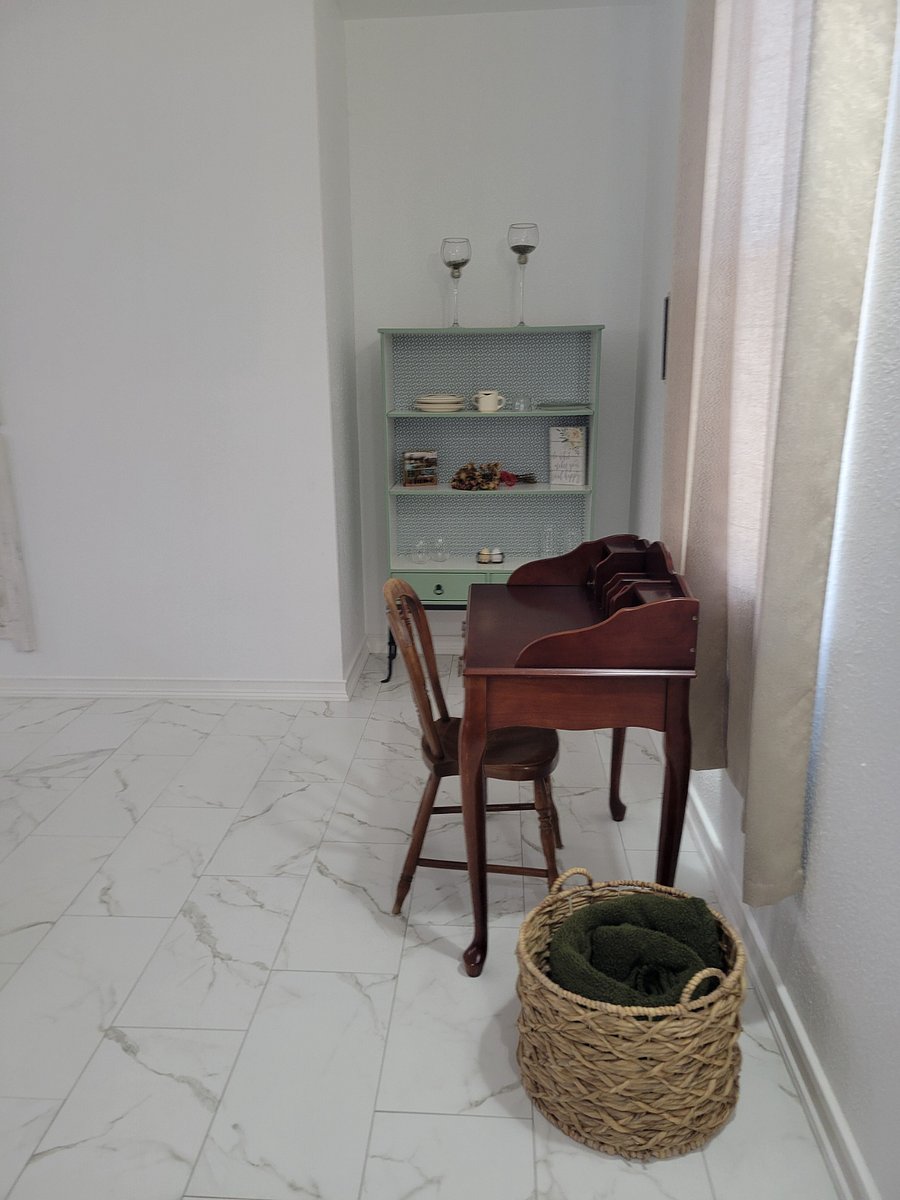 Furnished Finder property 556598_1 photo 4
