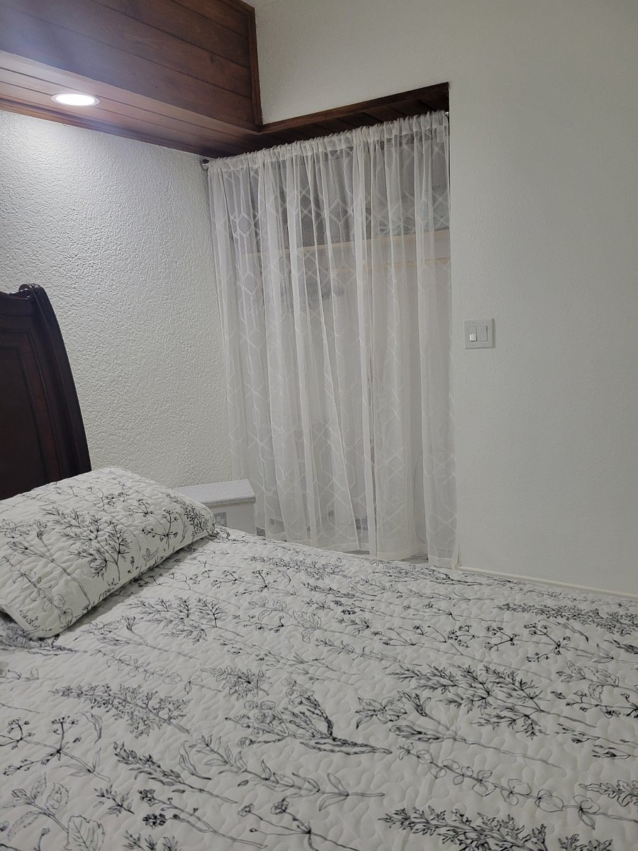 Furnished Finder property 556598_1 photo 7