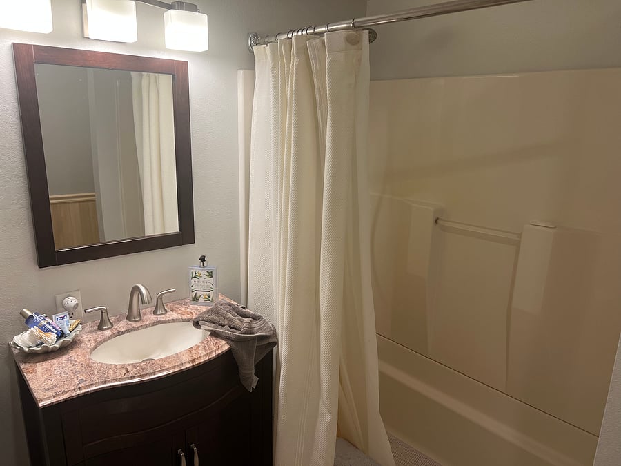 Furnished Finder property 556612_1 photo 10