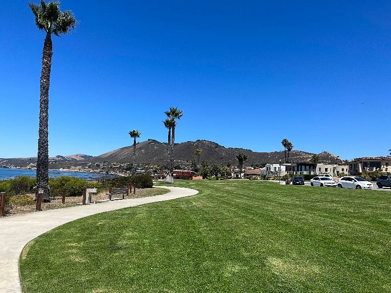 Pismo Beach - lovely park & beach