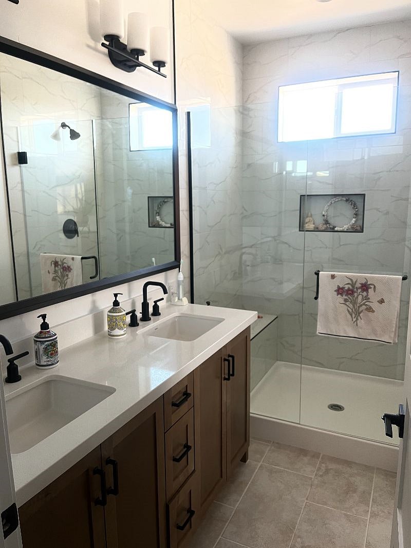 Furnished Finder property 556614_1 photo 32