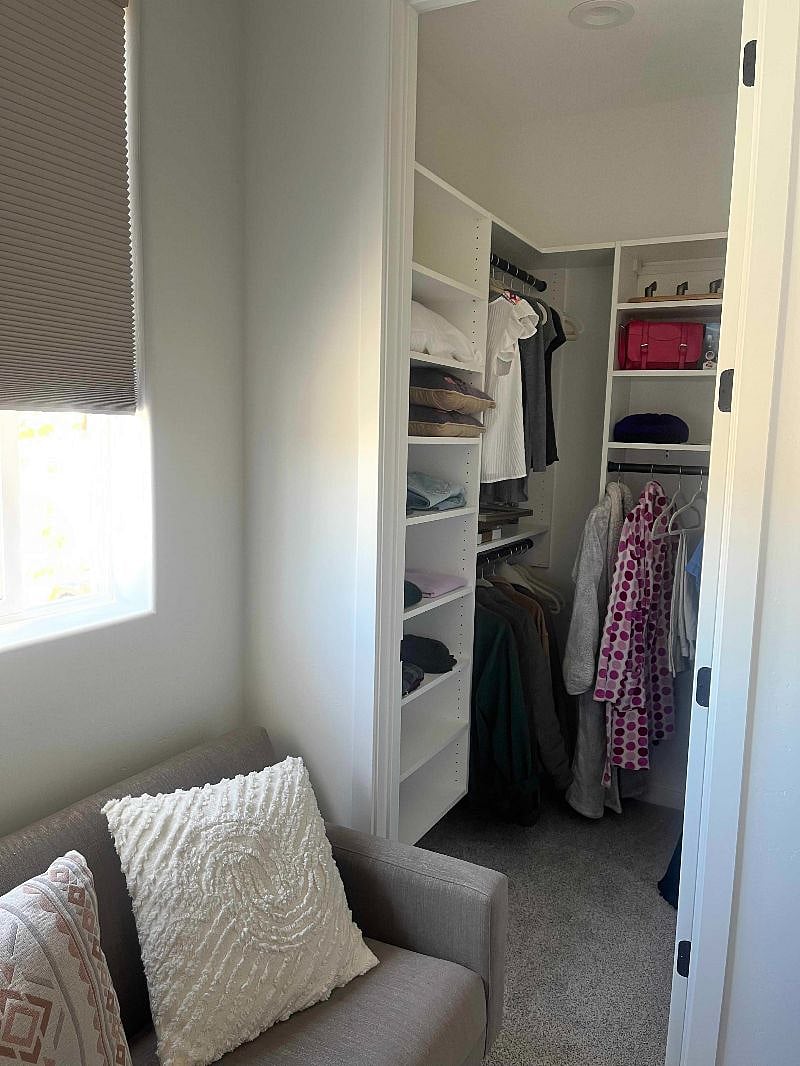 2nd Bedroom Closet