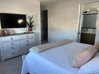 Furnished Finder property 556614_1 photo 28