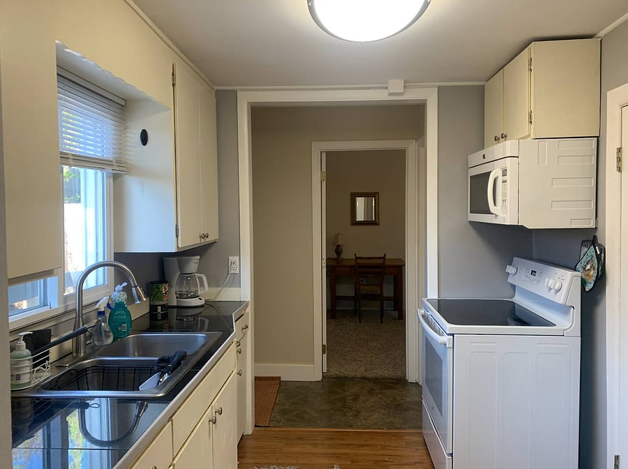 Furnished Finder property 556627_1 photo 7