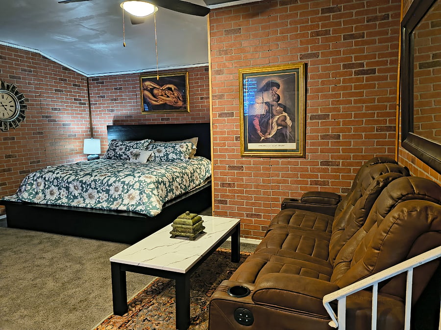 Furnished Finder property 556632_1 photo 13