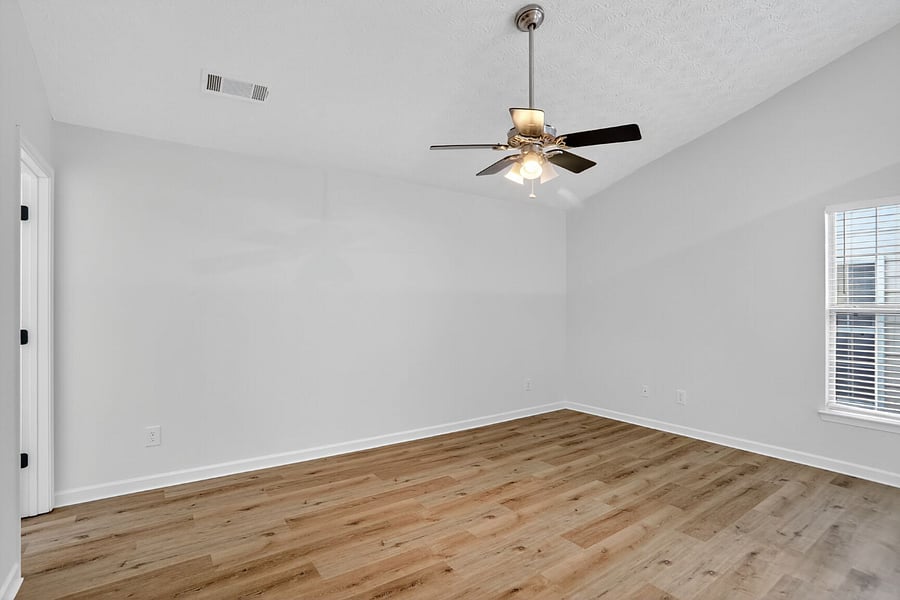 Furnished Finder property 556664_1 photo 10