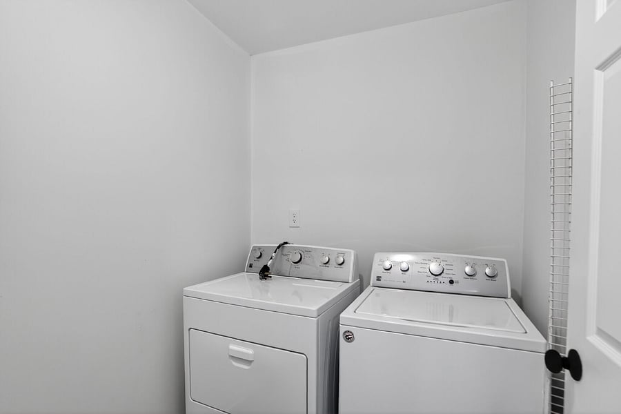 Furnished Finder property 556664_1 photo 18