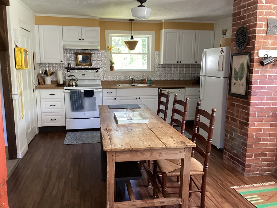 Furnished Finder property 556665_1 photo 3