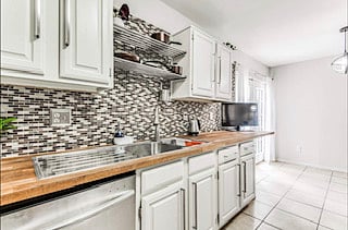 Furnished Finder property 556670_1 photo 6