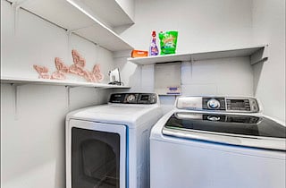 Furnished Finder property 556670_1 photo 17