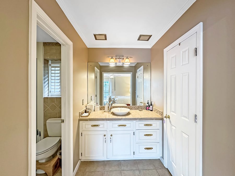Furnished Finder property 556693_1 photo 4
