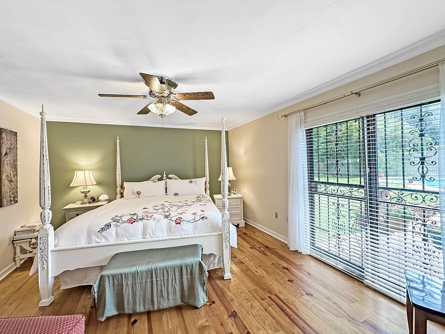 Furnished Finder property 556693_1 photo 3
