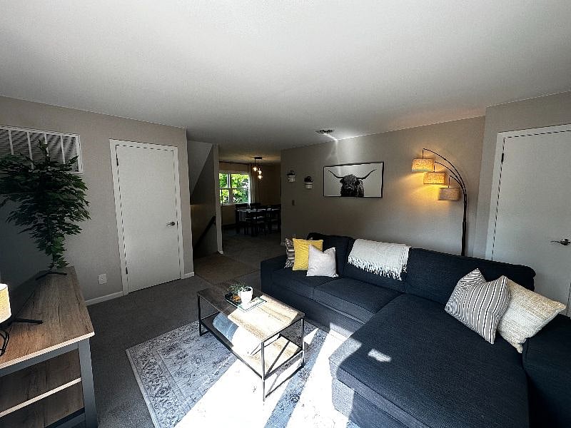 Furnished Finder property 556694_1 photo 8