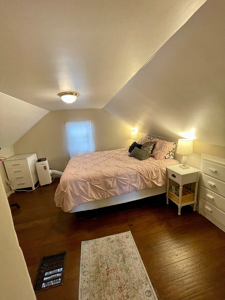Furnished Finder property 556721_1 photo 25
