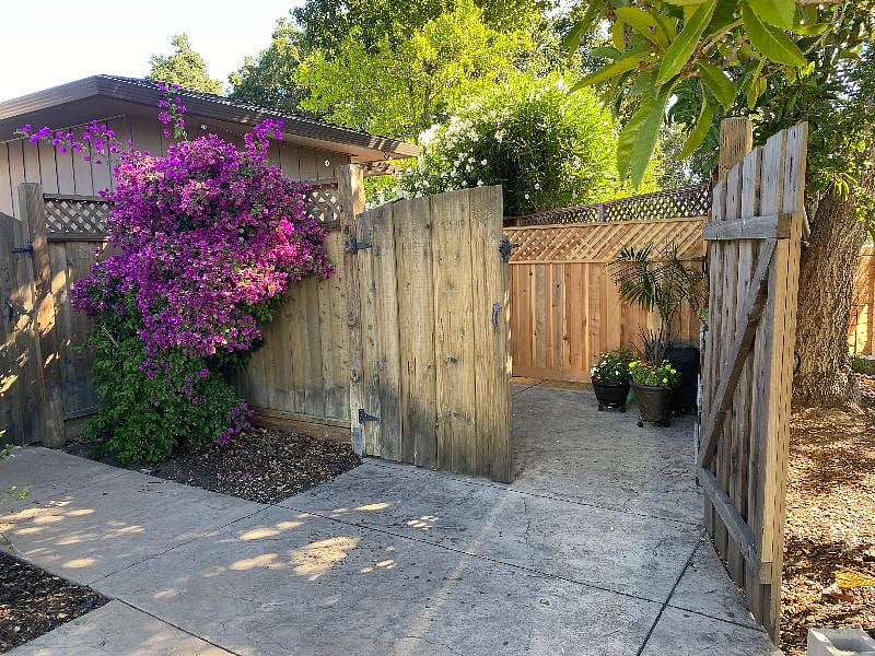Furnished Finder property 556722_1 photo 10