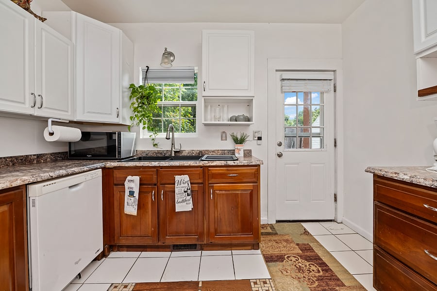 Furnished Finder property 556736_1 photo 13