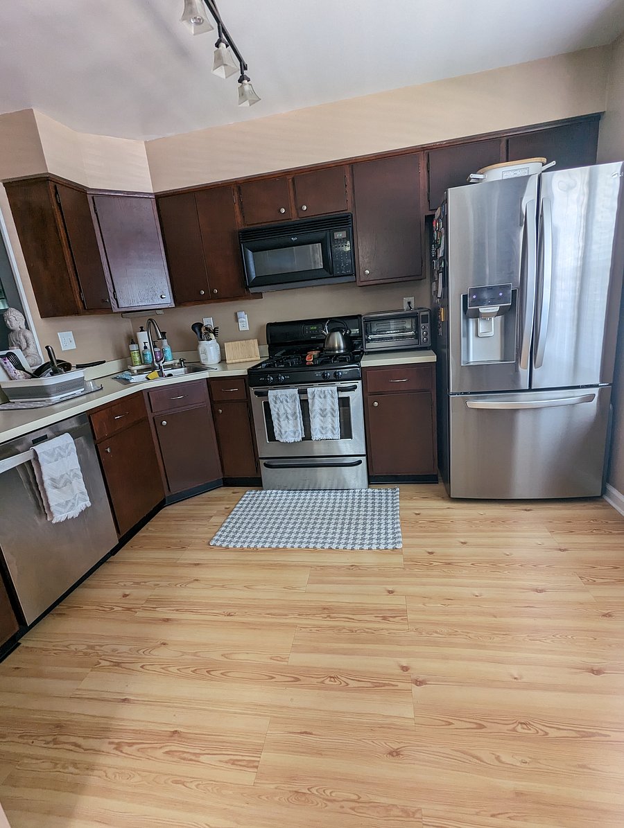 Furnished Finder property 556775_1 photo 3