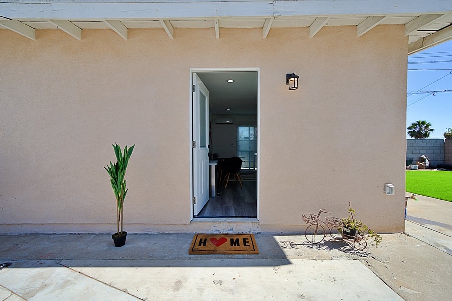 Furnished Finder property 556799_1 photo 12