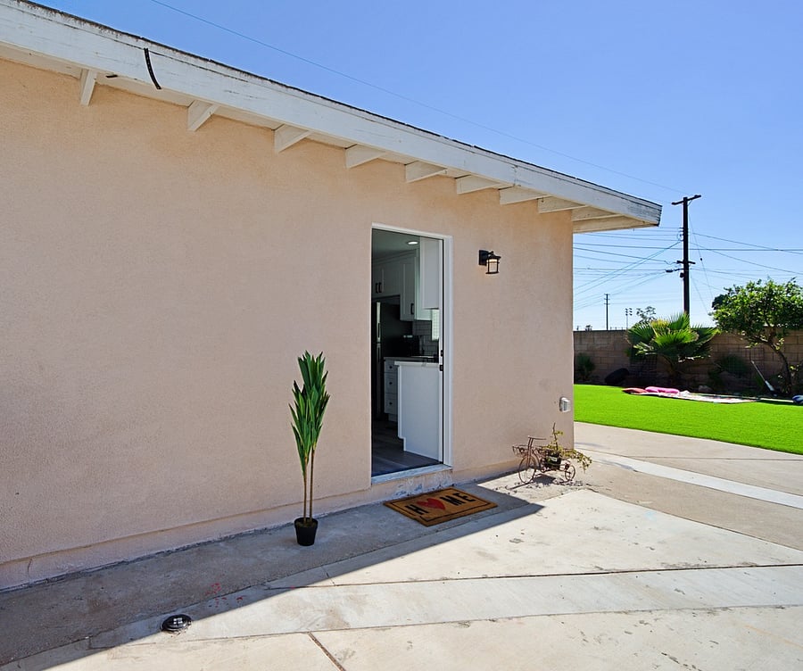 Furnished Finder property 556799_1 photo 13