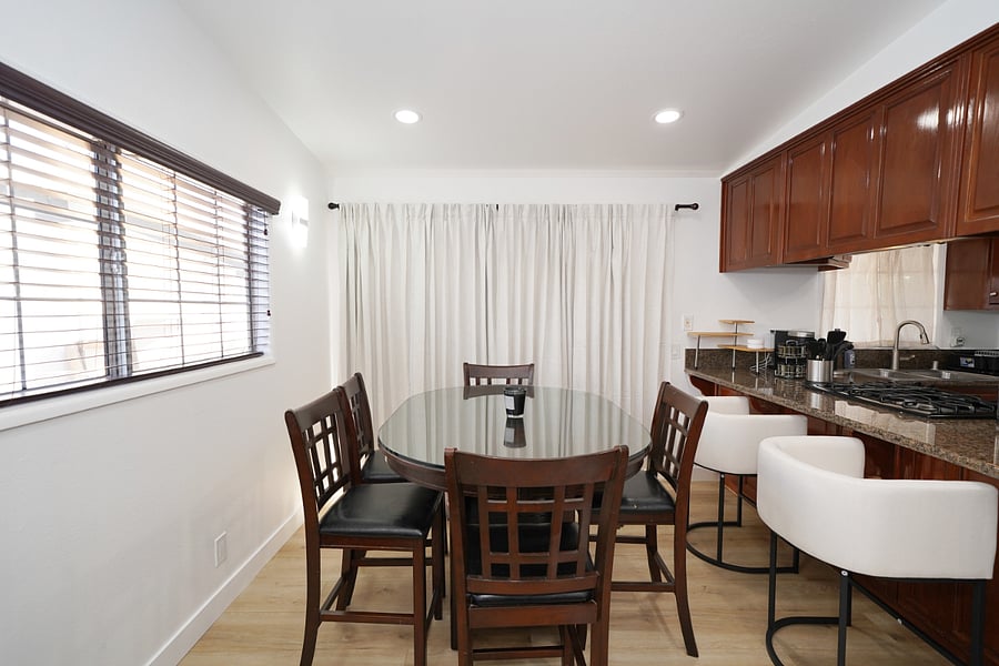 Furnished Finder property 556799_2 photo 6