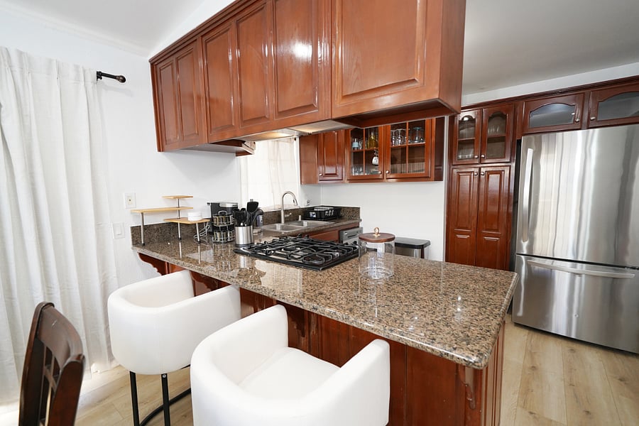 Furnished Finder property 556799_2 photo 5