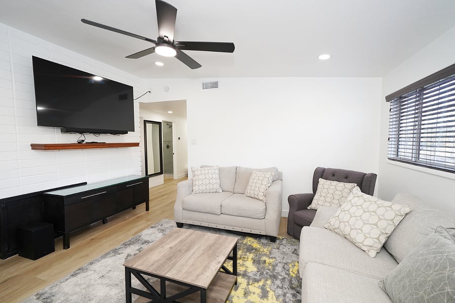 Furnished Finder property 556799_2 photo 4