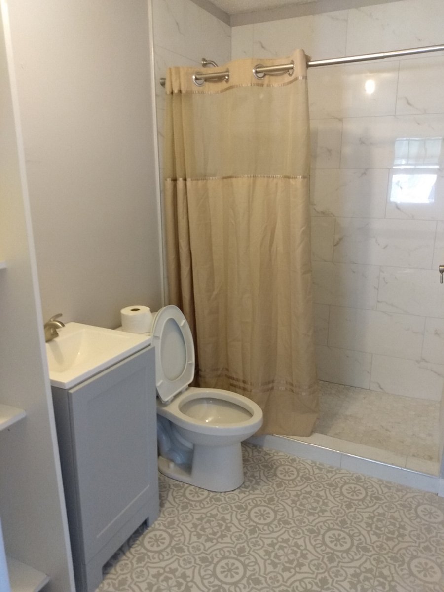 Furnished Finder property 556814_1 photo 17