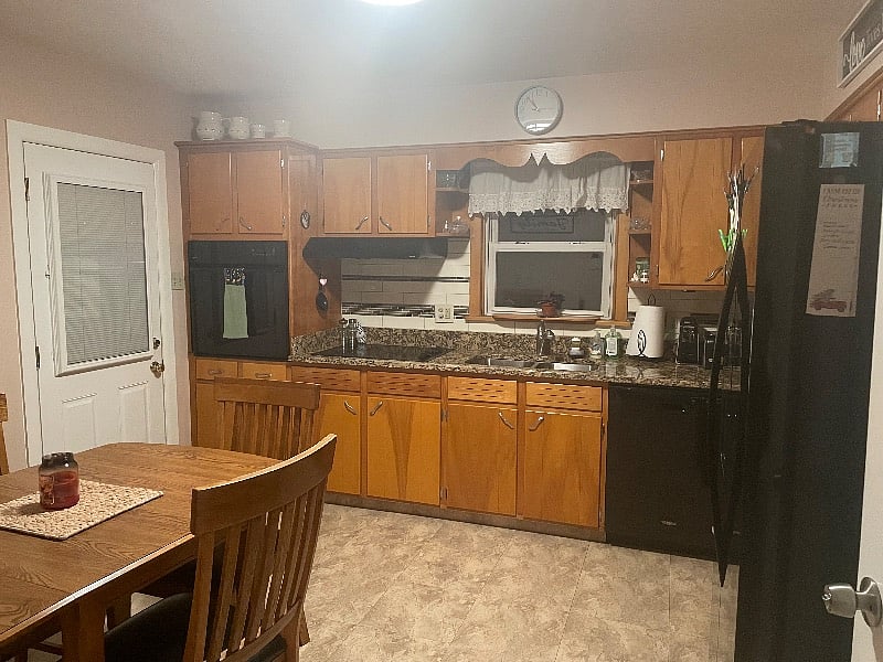 Furnished Finder property 556837_1 photo 17
