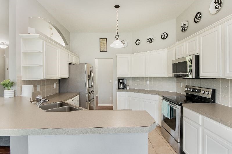 Furnished Finder property 556855_4 photo 9