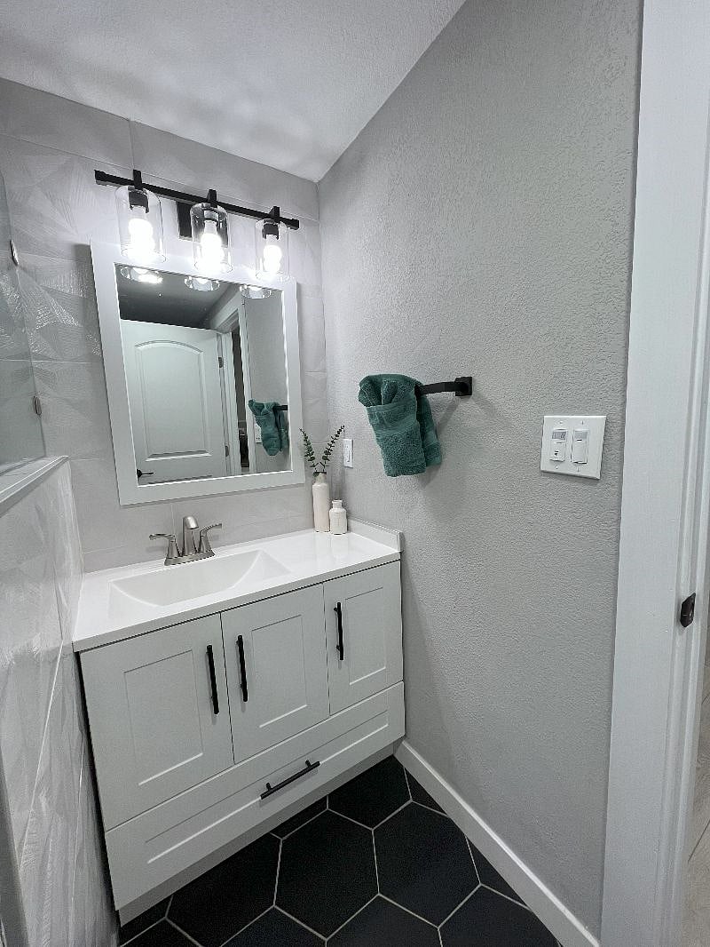 Furnished Finder property 556919_1 photo 17