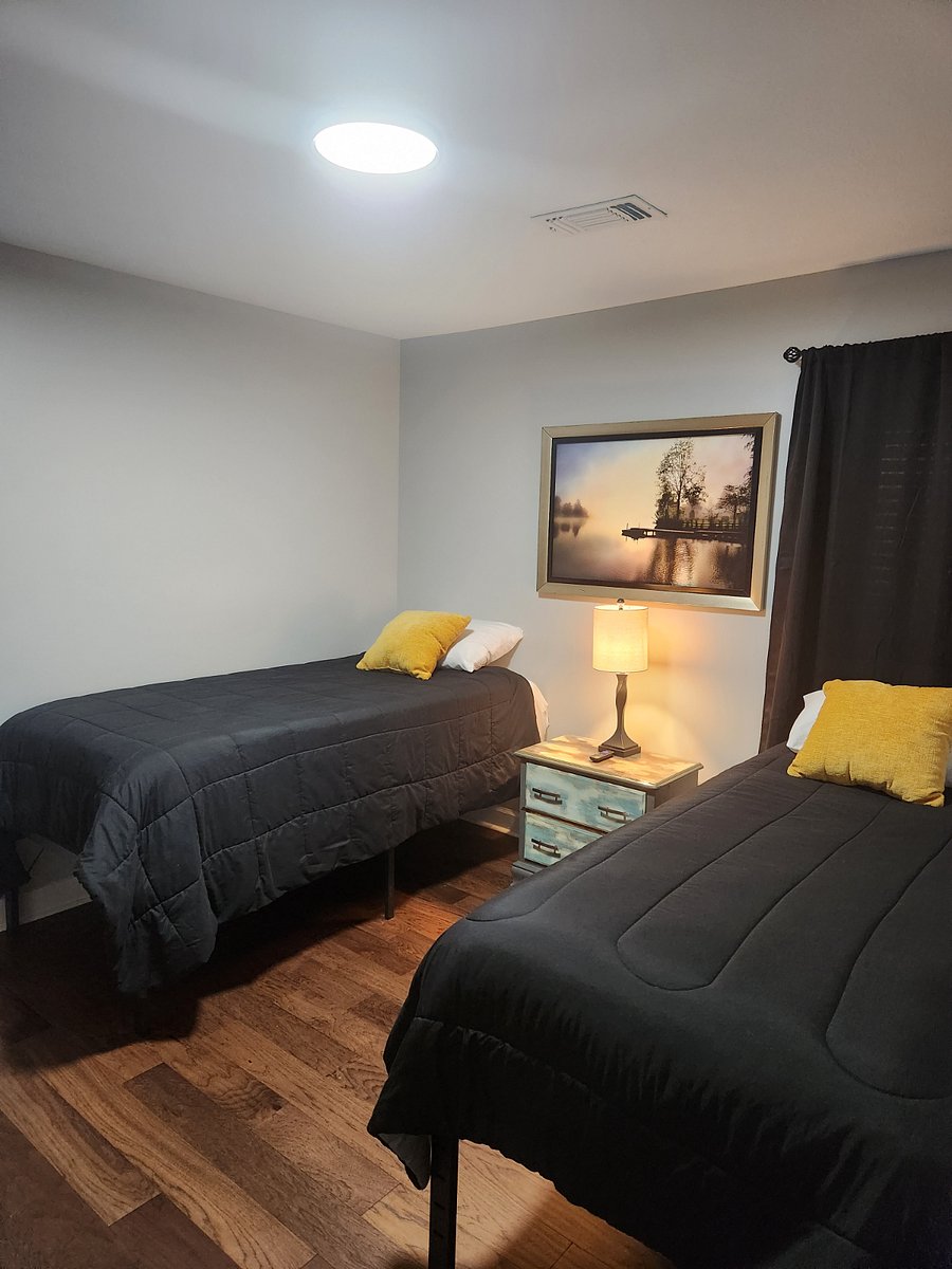 Furnished Finder property 556924_1 photo 11