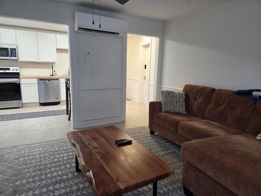 Furnished Finder property 556937_1 photo 3
