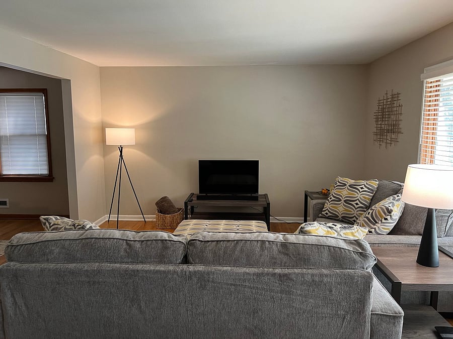 Furnished Finder property 556968_1 photo 3