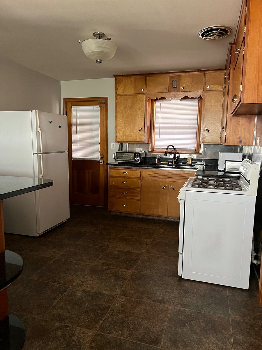 Furnished Finder property 556968_2 photo 3
