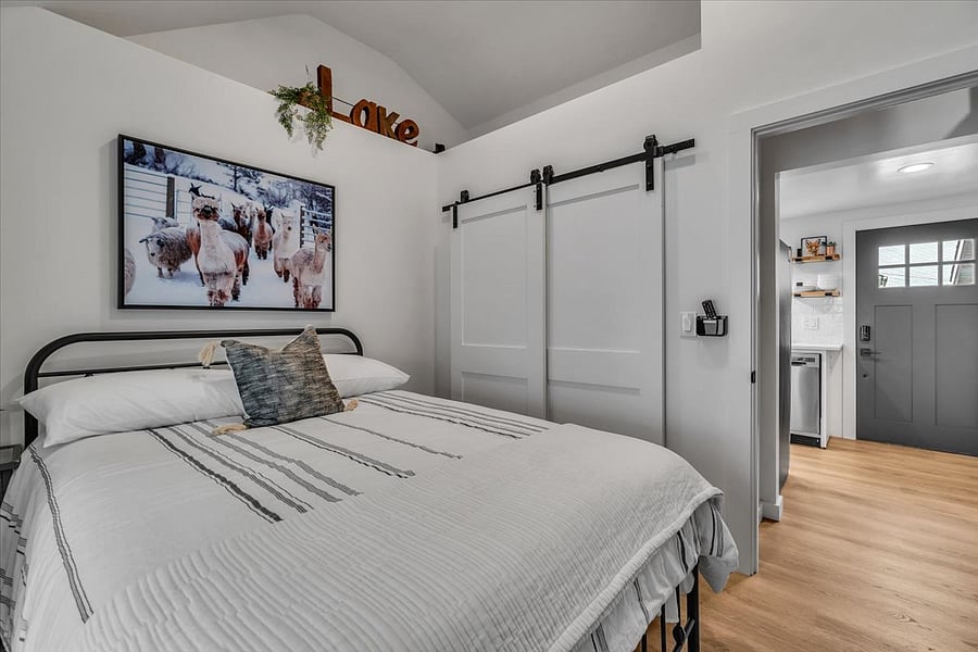 Bedroom #1