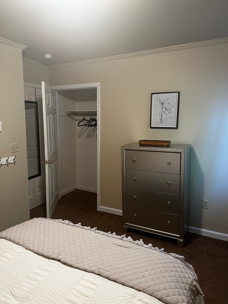 Furnished Finder property 557024_1 photo 4