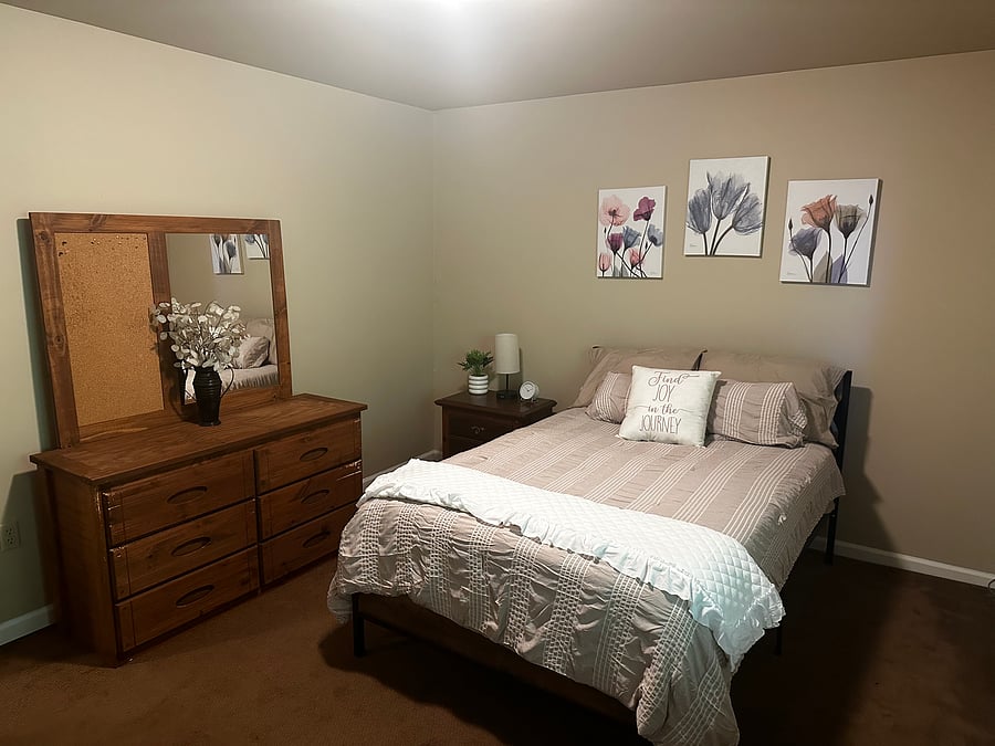 Furnished Finder property 557024_1 photo 6