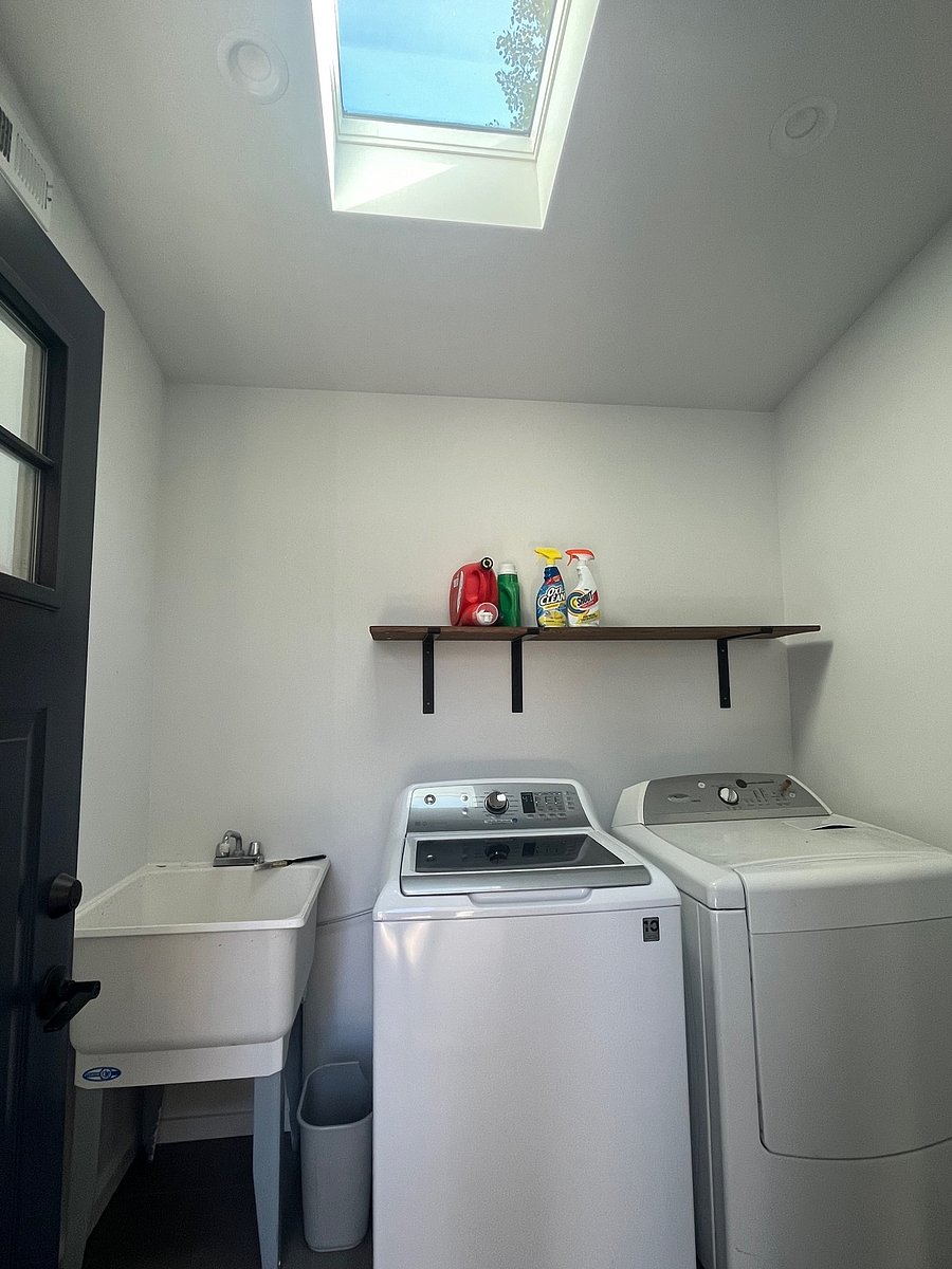 Furnished Finder property 557028_1 photo 9