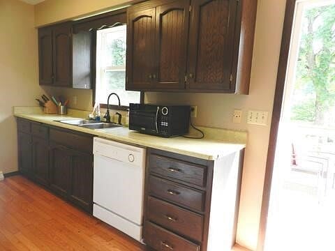 Furnished Finder property 557072_1 photo 9