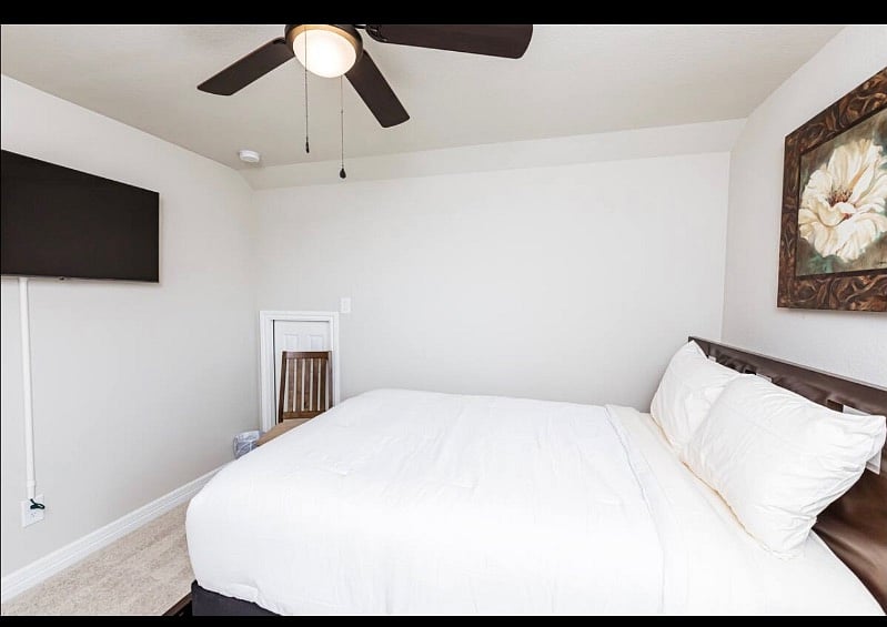 Furnished Finder property 557100_1 photo 6