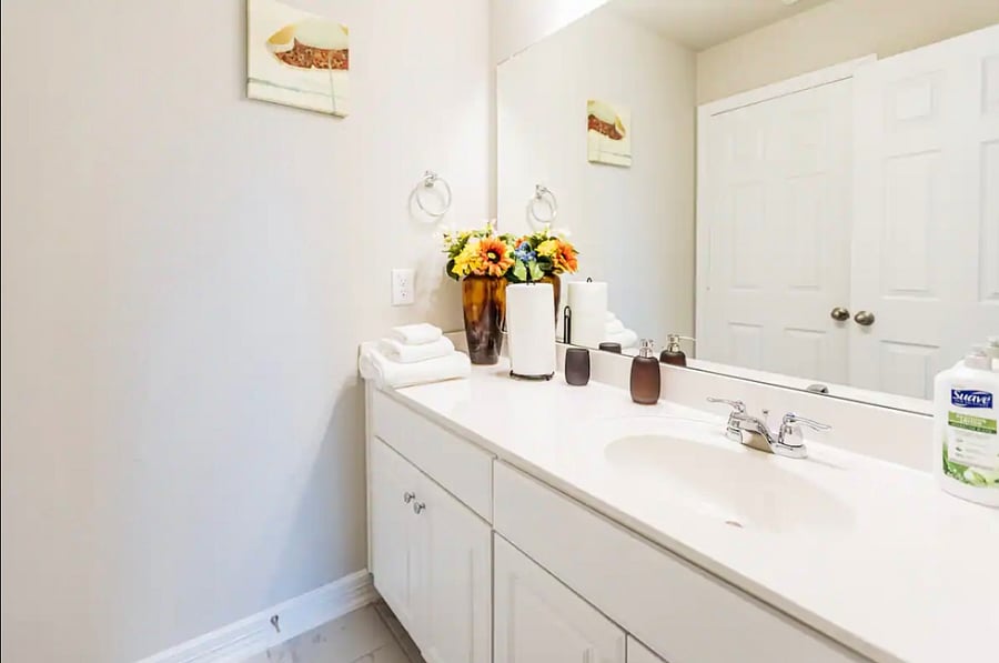 Furnished Finder property 557100_1 photo 11