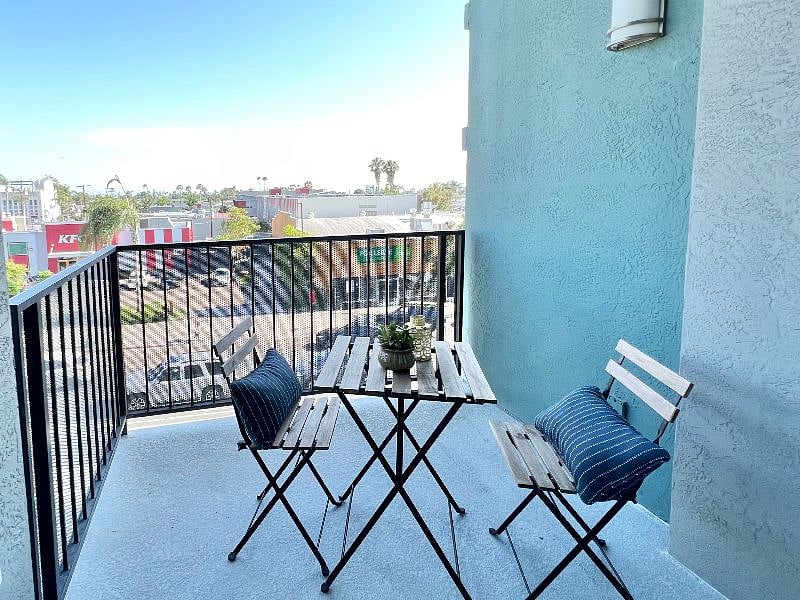 Furnished Finder property 557161_1 photo 8