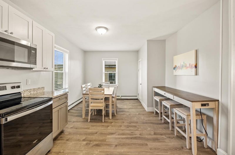 Furnished Finder property 557173_1 photo 6
