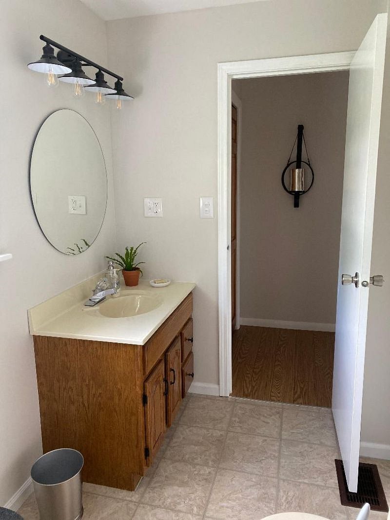 Furnished Finder property 557193_1 photo 16