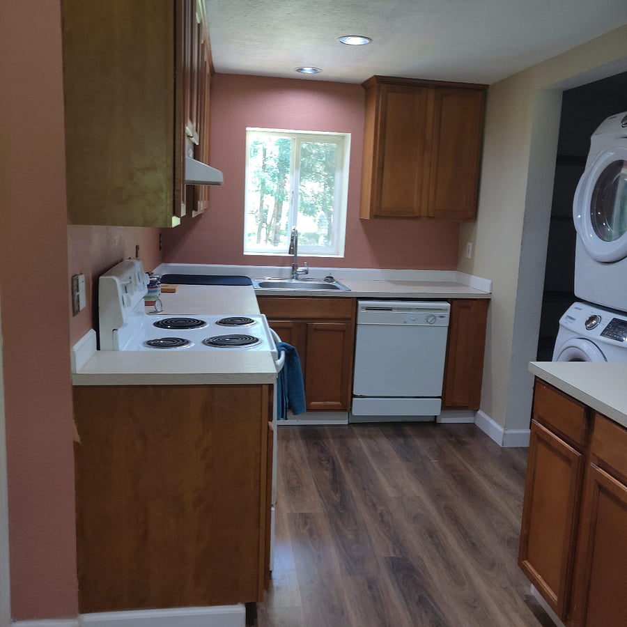 Furnished Finder property 557240_2 photo 9
